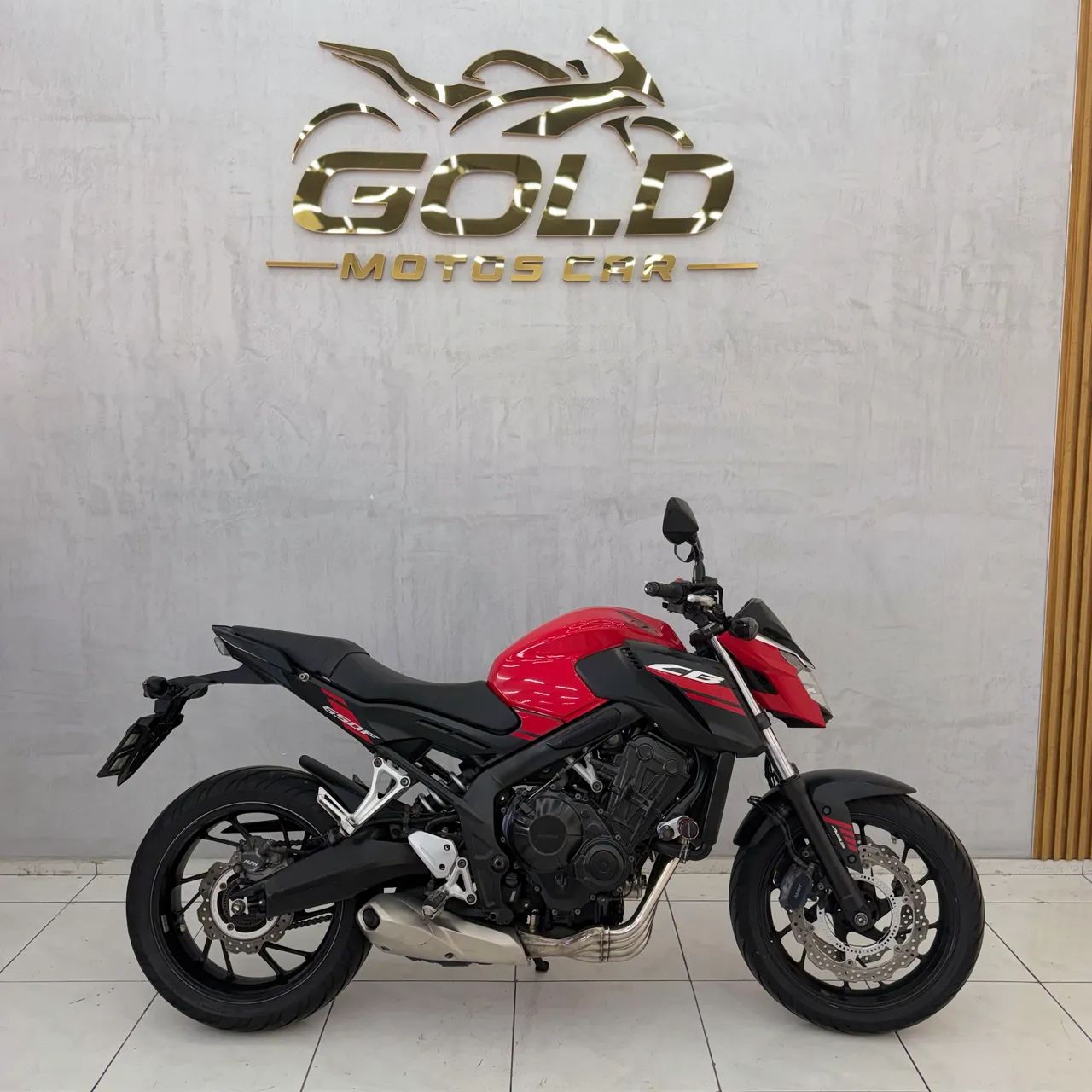 Honda CB650F 2019 - Foto 2