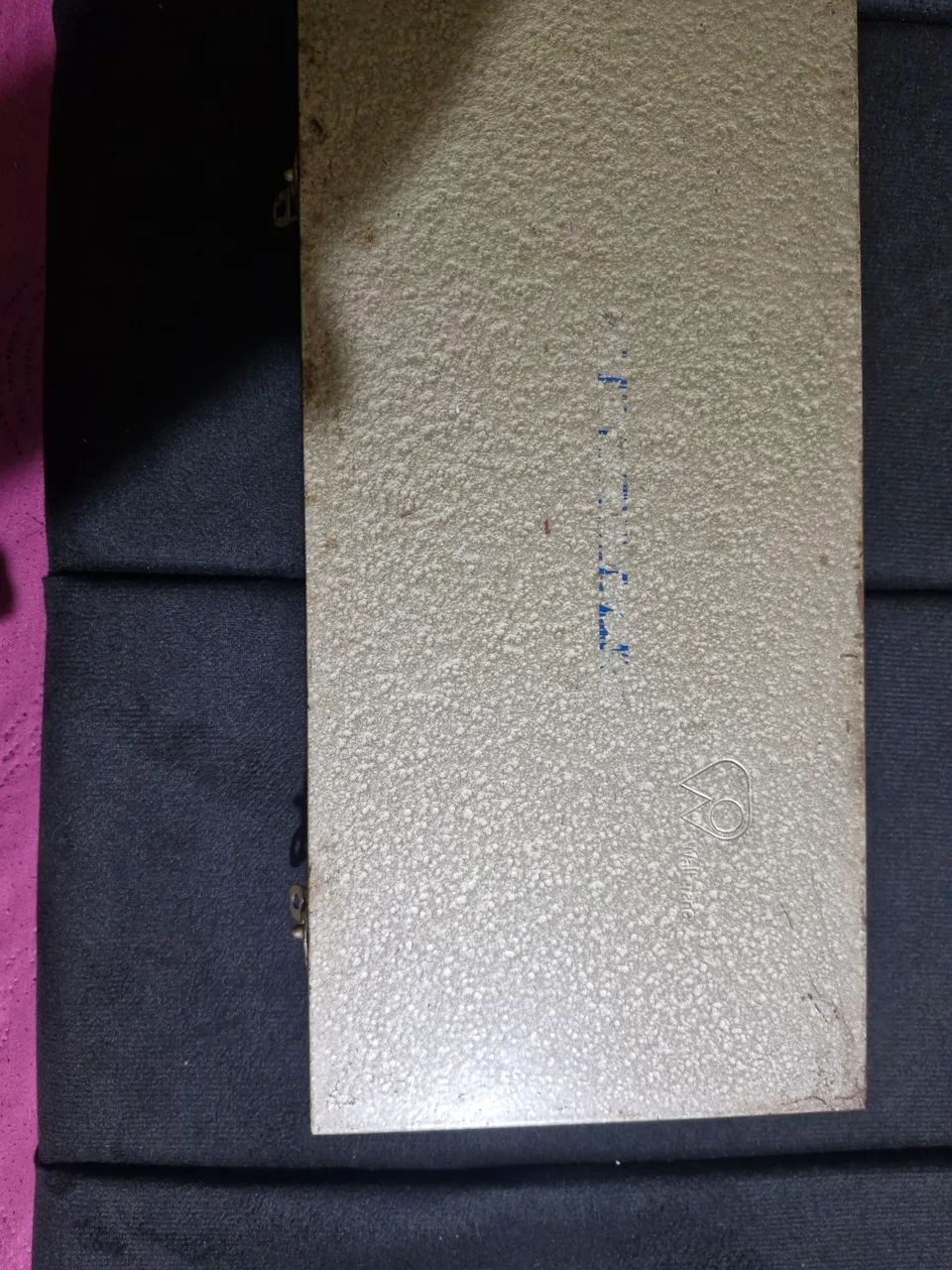 Dois estojos( caixa)  de slides  em metal vintage.  - Foto 5