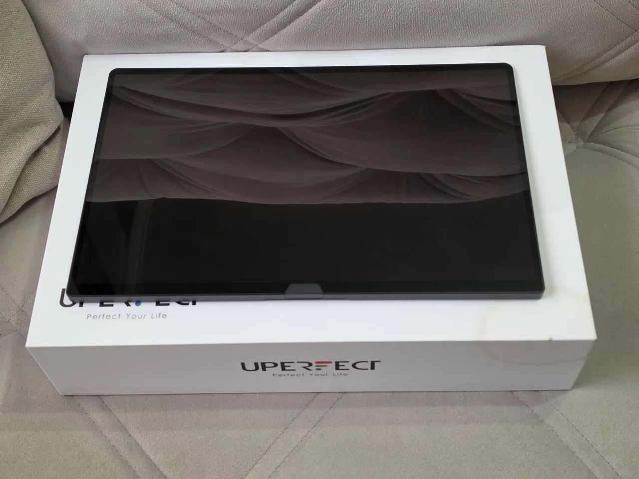 Monitor 4k OLED 15.6 Uperfect