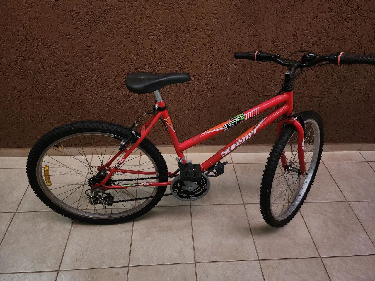Bicicleta  aro 26 semi nova - Foto 3
