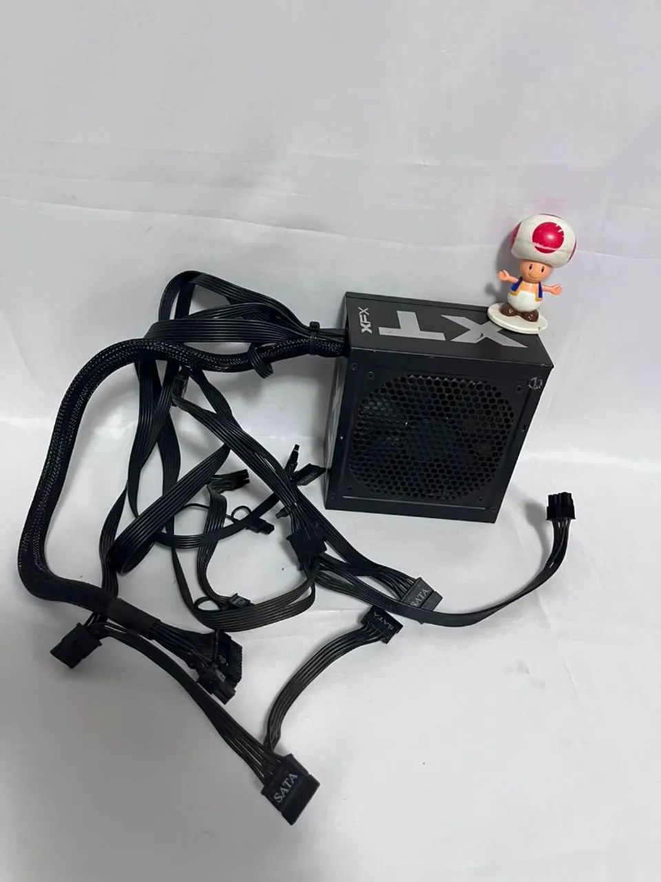 FONTE XFX DE 600 WATTS  - Foto 3