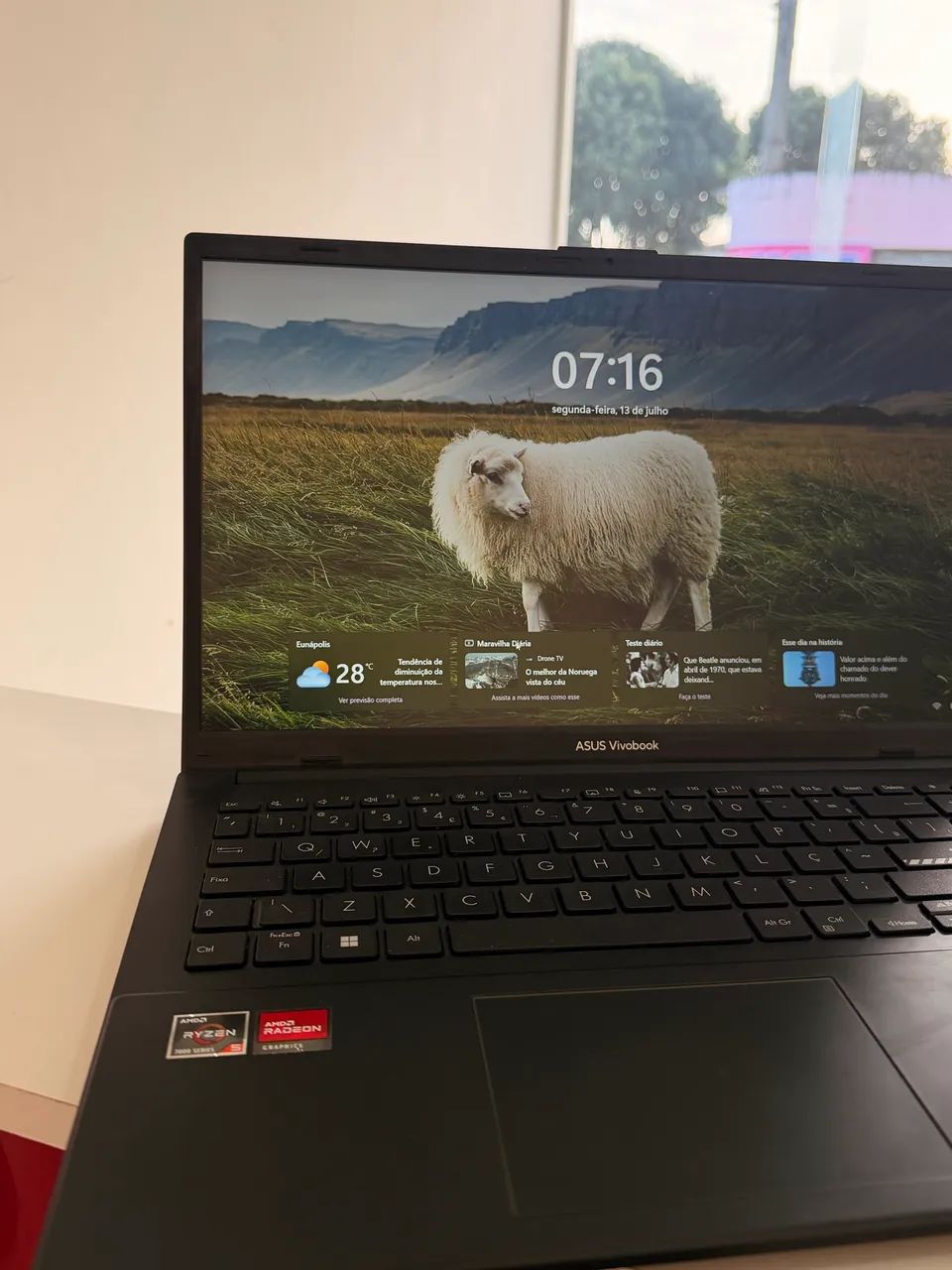 Notebook Asus na garantia 