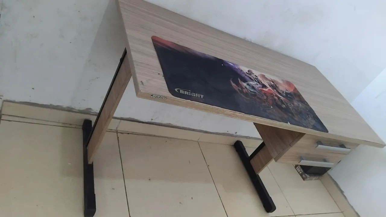 Mesa de computador/escrivaninha 2 gavetas. - Foto 3
