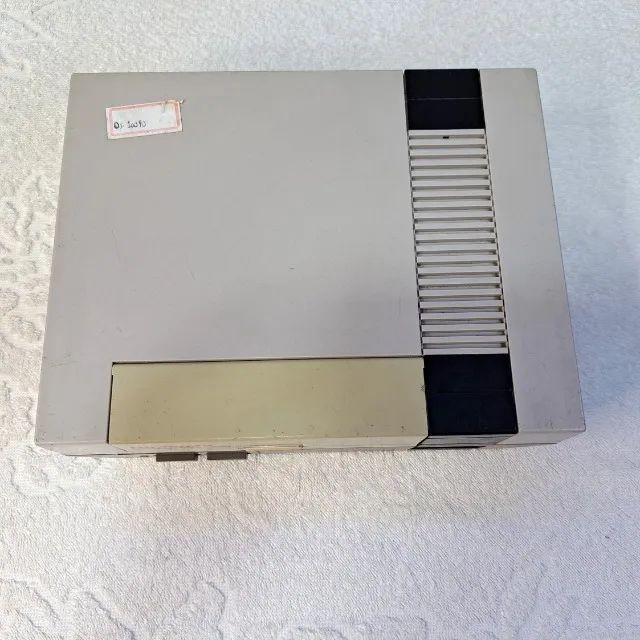 Console NES Americano funcionando normalmente. - Foto 3