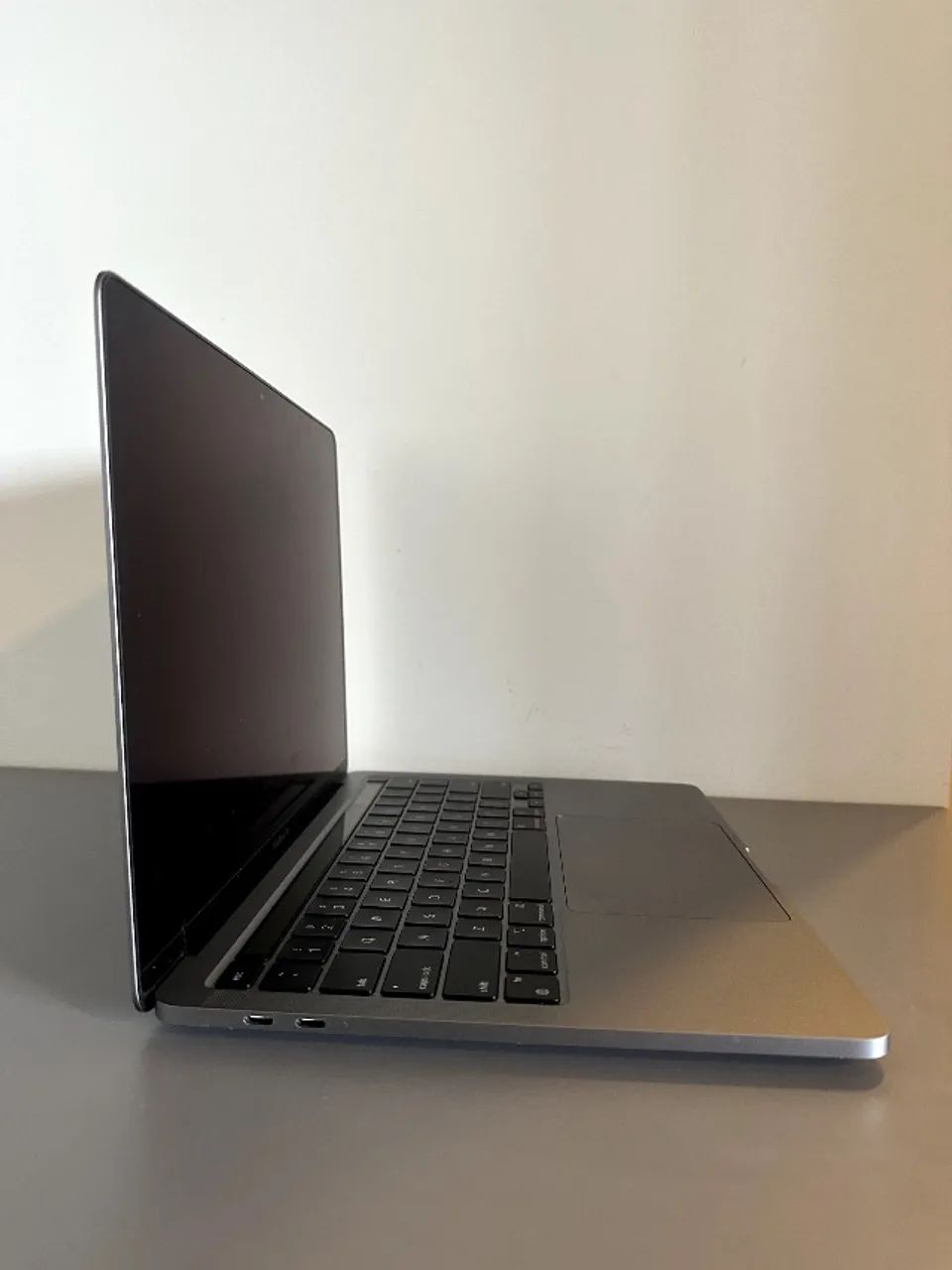 MacBook Pro M2 cinza espacial (256 GB) - Notebooks - Cidade