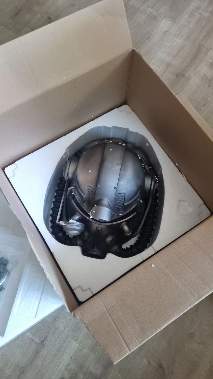 Capacete réplica fallout 76 t51-b Power armor com acessórios extras (sem jogo e bolsa) - Foto 3