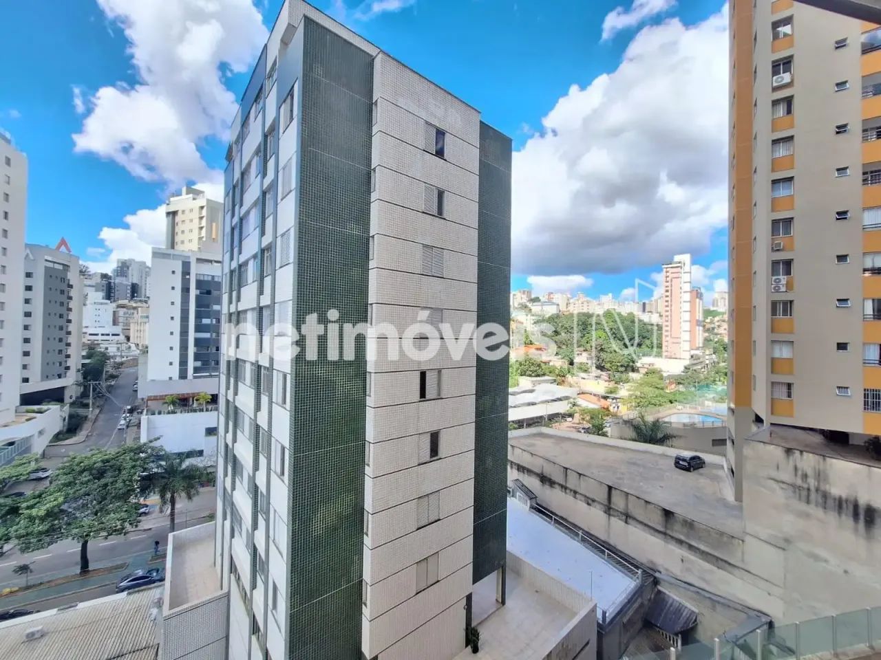 Apartamento de 03 quartos em prédio com lazer no bairro Nova Granada! - Foto 2