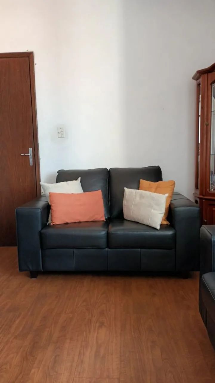 Sofá em couro preto - Foto 3
