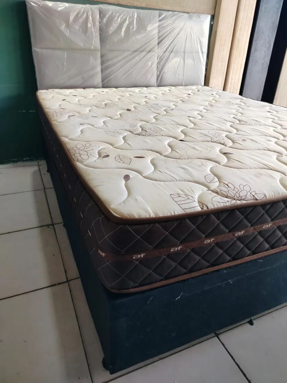 Cama Queen higienizada ENTREGO GRÁTIS  - Foto 3