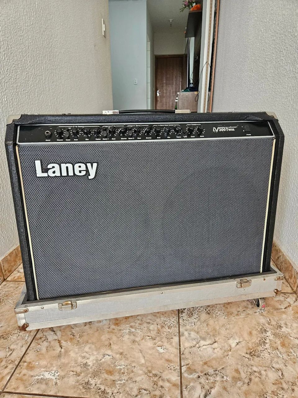 Laney lv300 + case + footswitch  - Foto 3