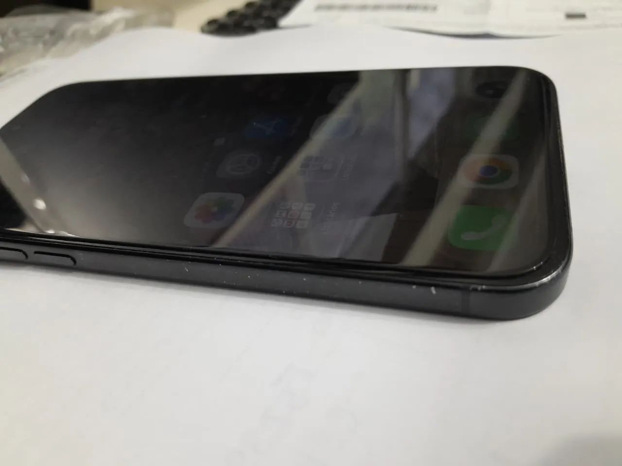 V/T IPhone 15 Plus 256gb - Foto 4