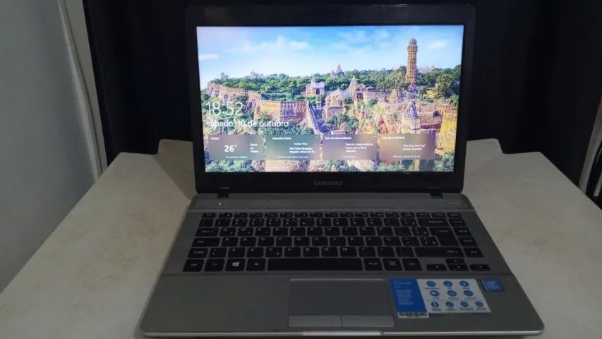 Notebook Samsung 14" 4GB HD 500GB Bateria Boa