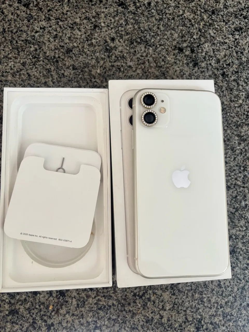 iPhone 11 com caixa - Foto 2