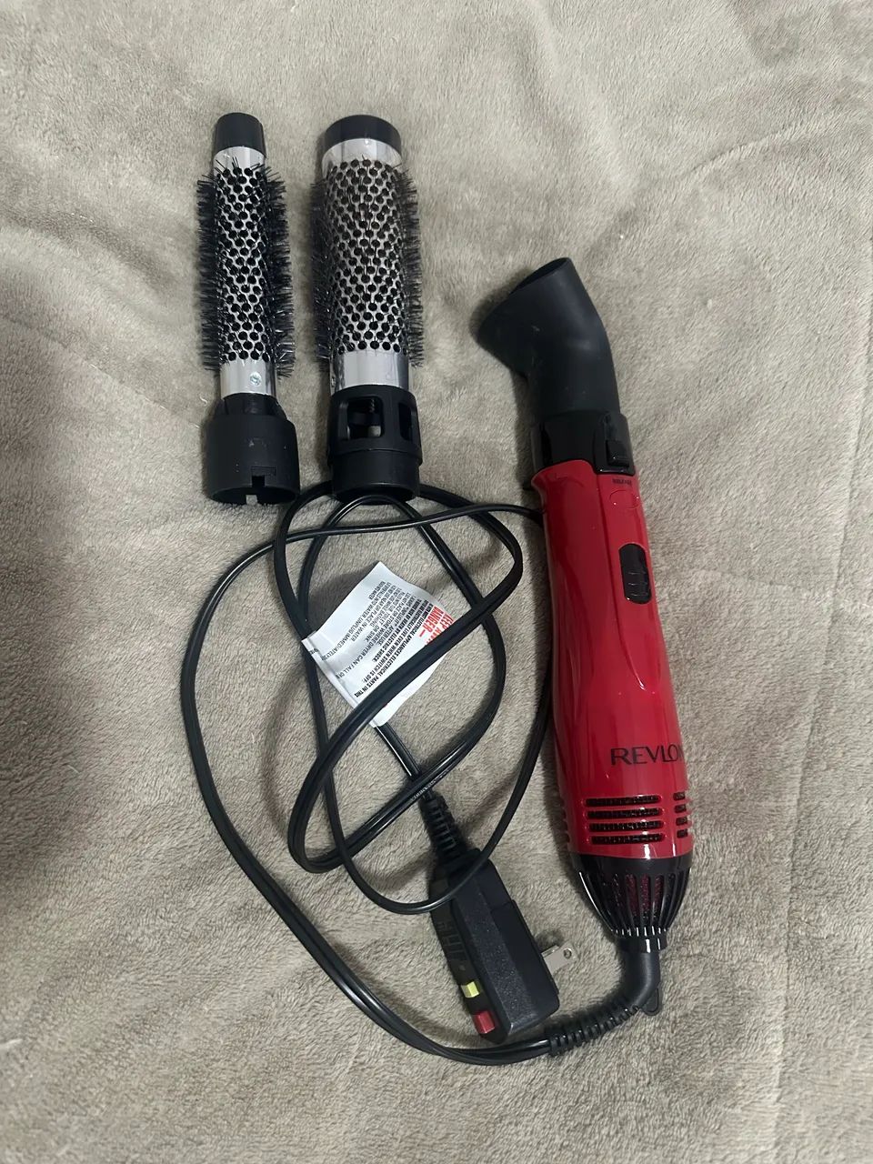 ESCOVA SECADORA MODELADORA REVLON 