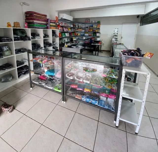 Papelaria à Venda - Dentro de Colégio