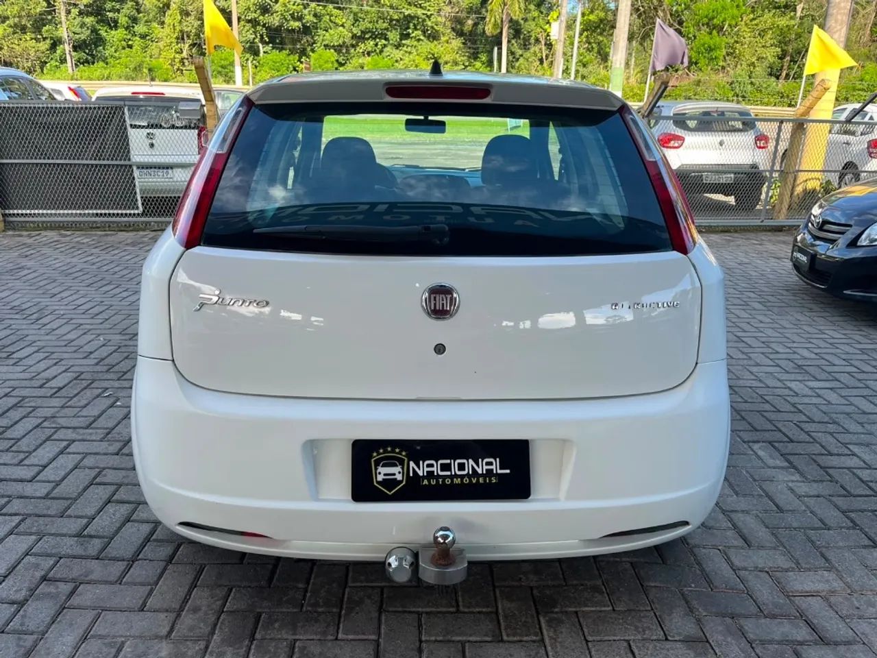 Fiat Punto Attractive 1.4 Fire Flex 8V 5P 2012 - Foto 5