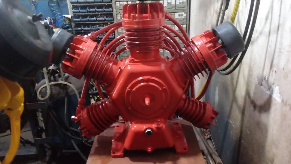 Manutençao em compressores pistao e parafuso de marcas e modelo  - Foto 6