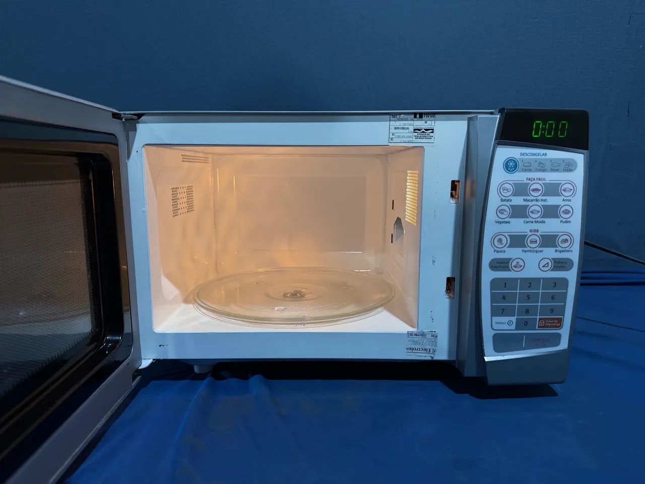 Microondas Electrolux prateado!  - Foto 2