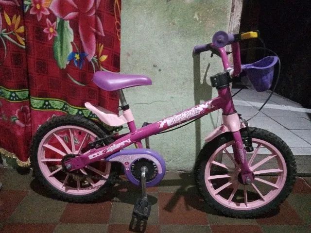 Bicicleta aro 16 Feminina estado de nova - Foto 2
