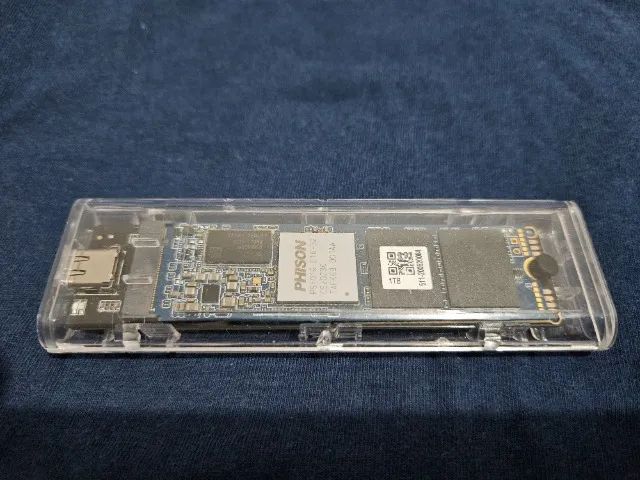 SSD Externo NVMe M.2 1TB - PHISON  - Foto 2