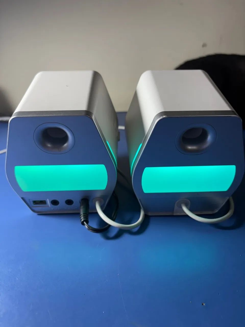 Caixa de som Edifier 2.0 Branca rgb Bluetooth  - Foto 3