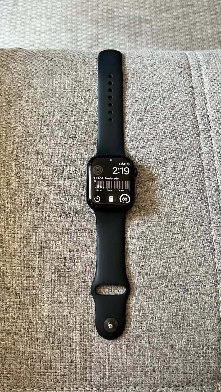 Apple watch series 8