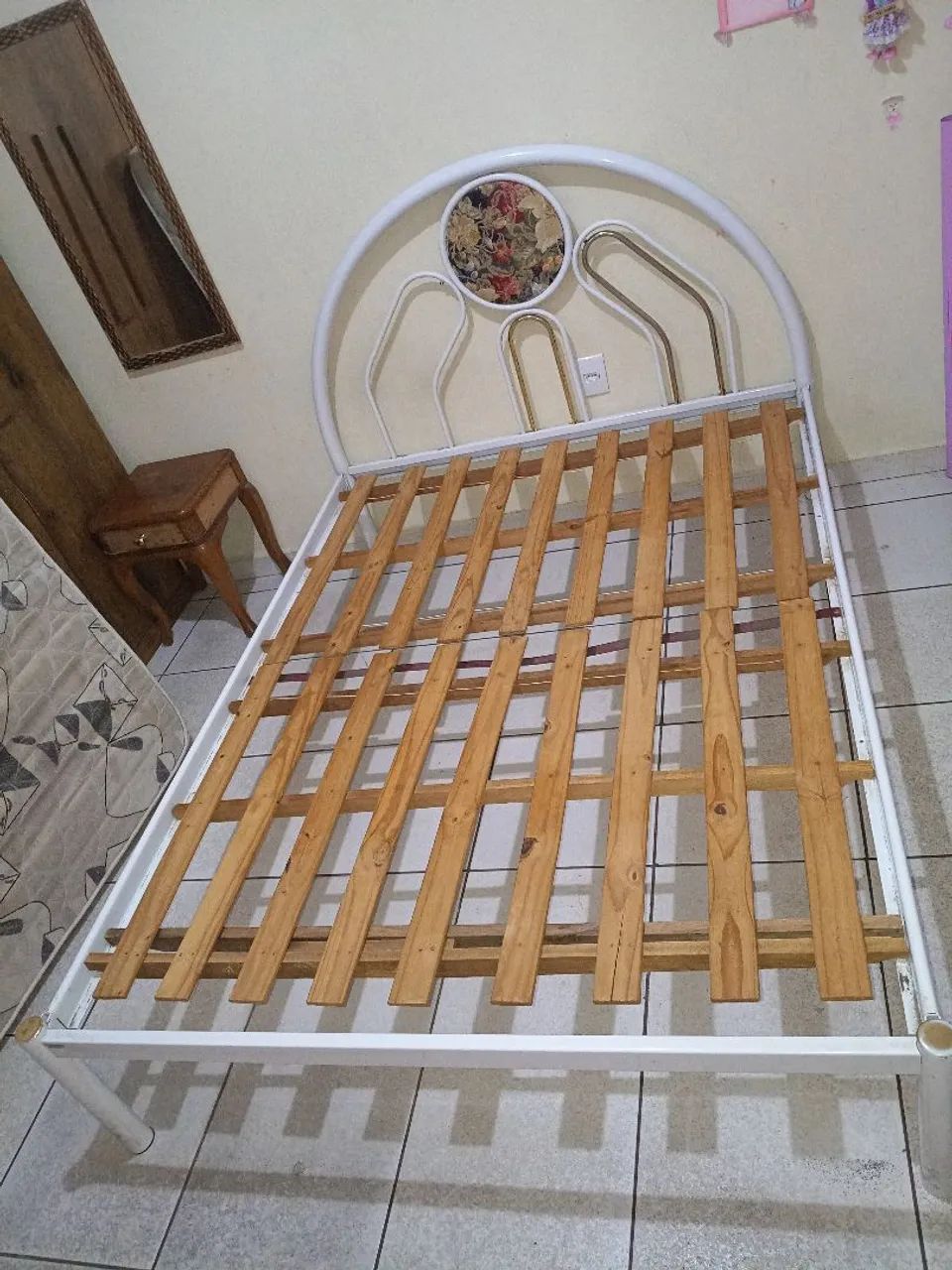 Cama de casal de ferro!
