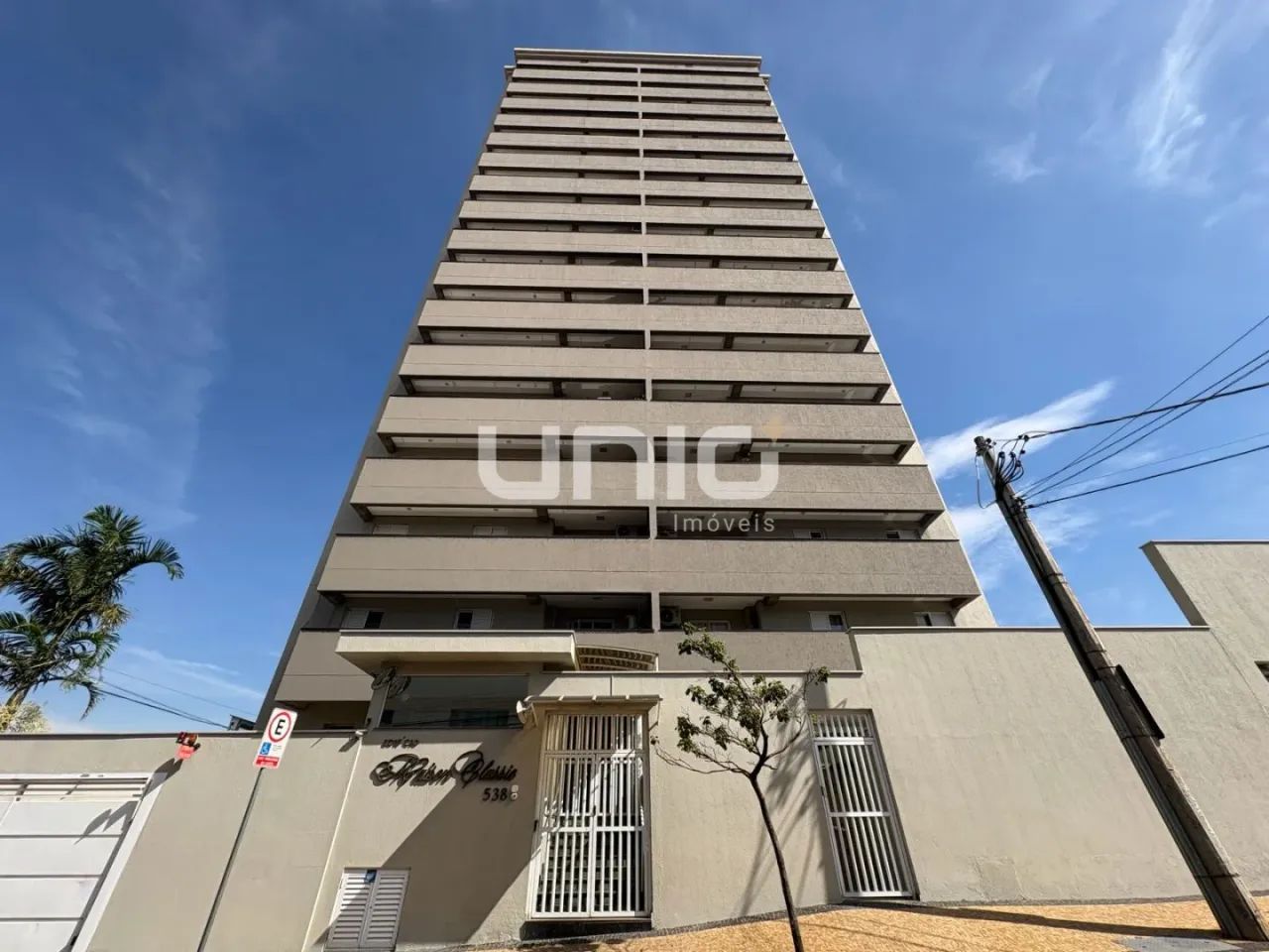 Apartamento para alugar no Edifício Maison Classic, no bairro Vila Monteiro, em Piracicaba