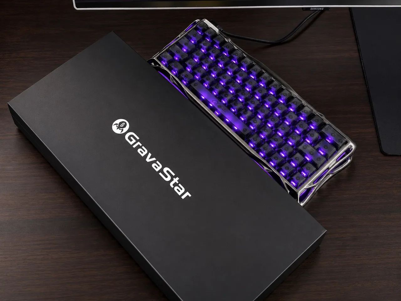 Teclado Gravastar Mercury V60 Pro - Com Caixa + Acessórios