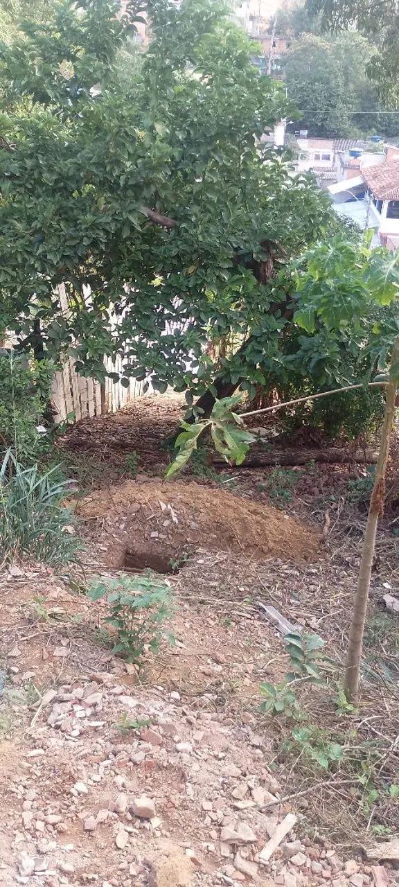 Estou vendendo o Terreno com uma casa no local  - Foto 2
