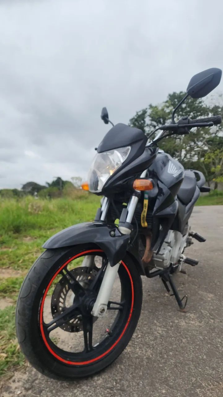 HONDA CB 300R - 2013 - PRETA - Foto 5