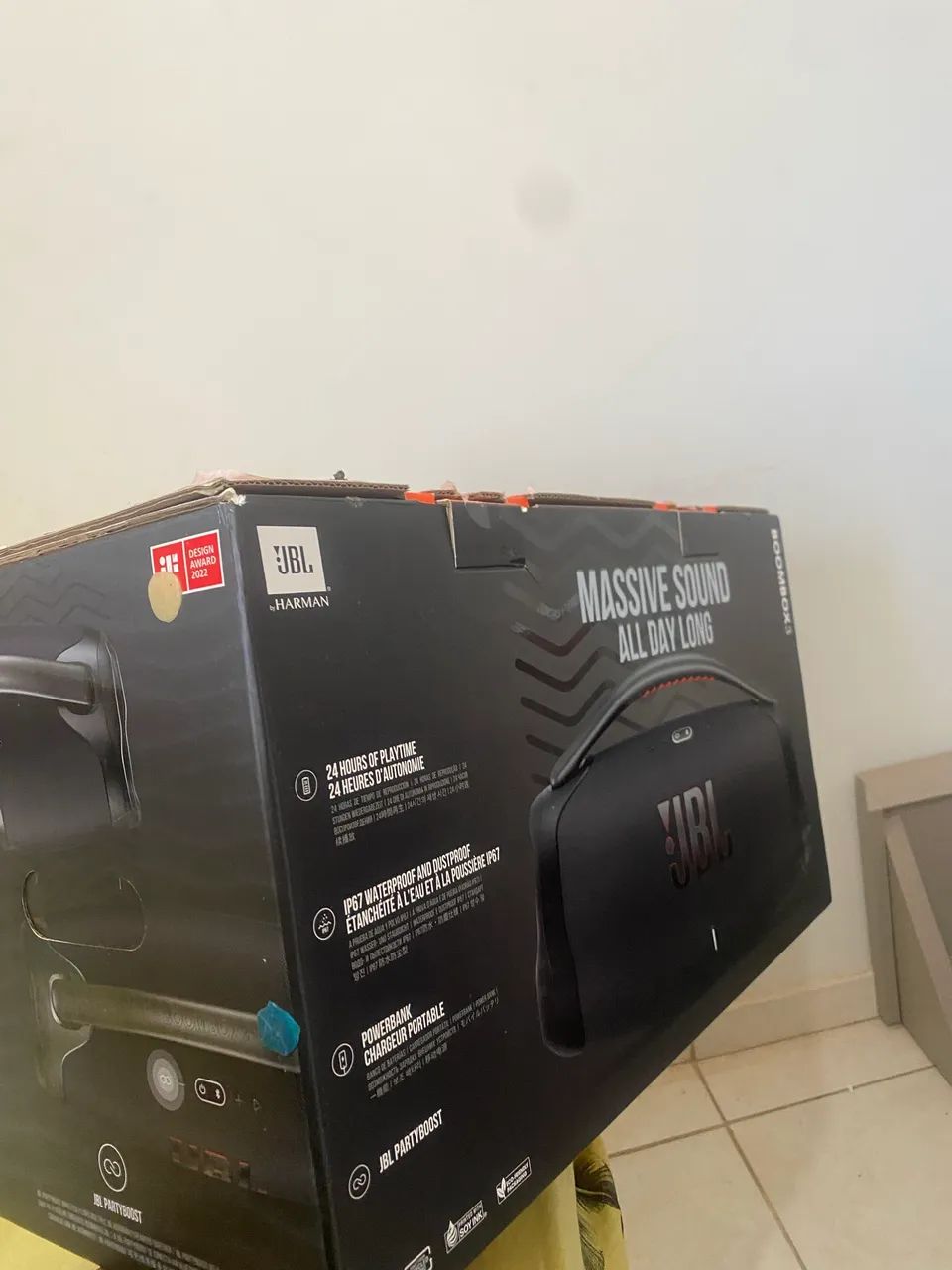 CAIXA jbl boombox 3, bem conservada