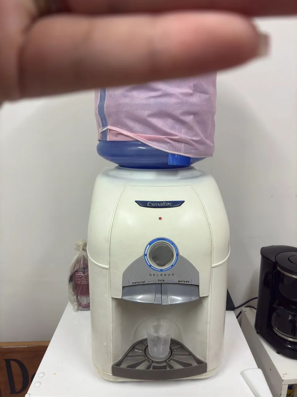 Filtro elétrico com galão  - Foto 2