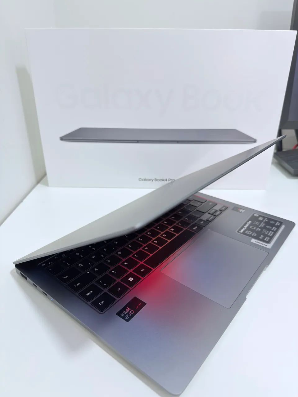 Notebook Galaxy Book 4 pro 512gb SSD Ultra 7 tela amoled 120hz  - Foto 4