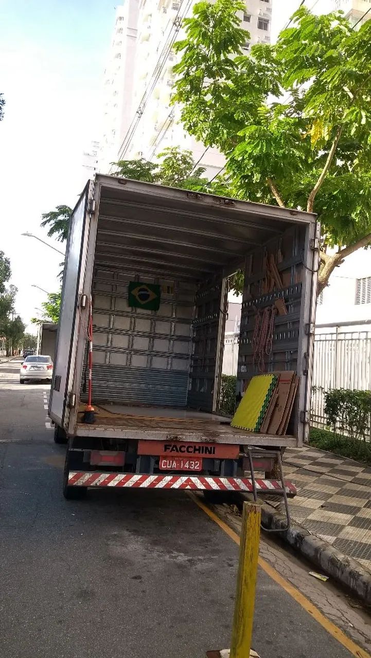 Mudanças com embalagens, encaixotamento e tudo que precisar.