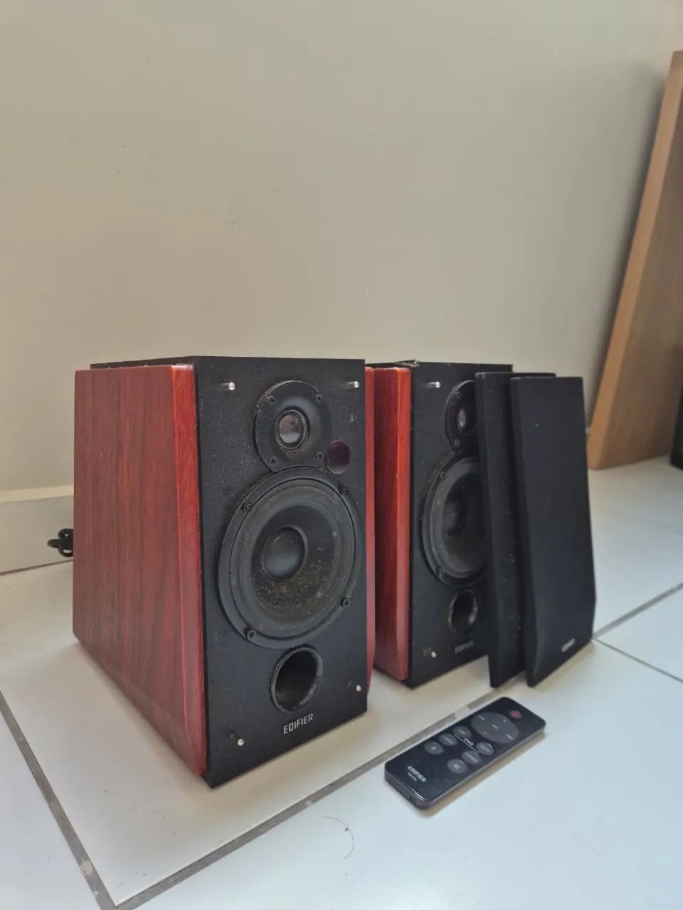 Monitor de áudio EDIFIER RT1700bt - Foto 3