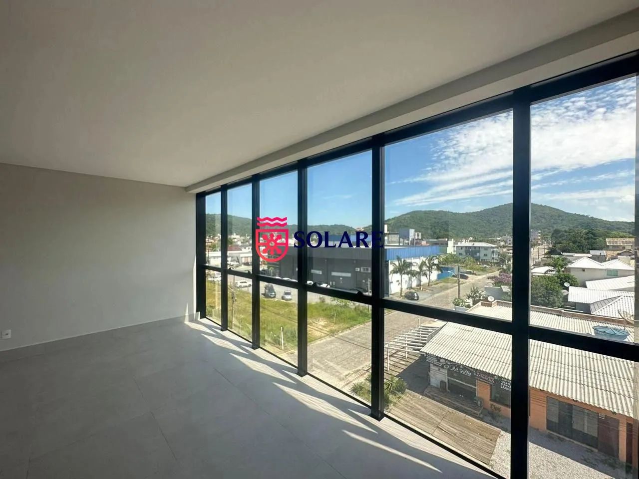 Sala comercial a venda no bairro de Bombas - Foto 3