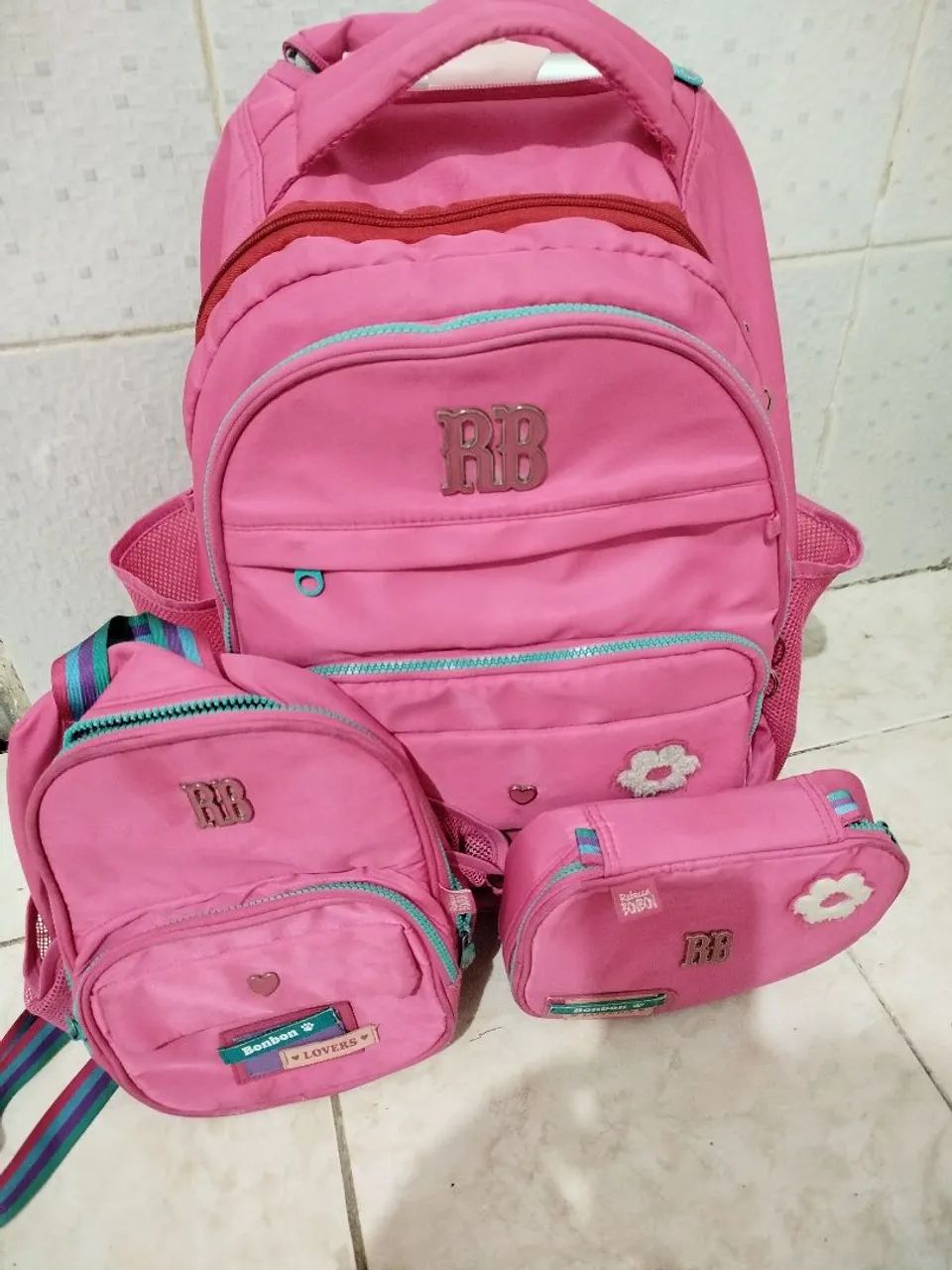 Vendo bela bolsa - Foto 5