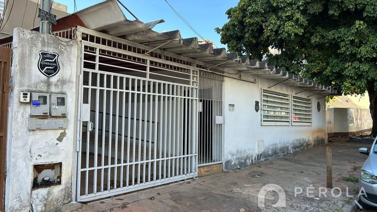 Casa Comercial em Setor Bueno - Goiânia