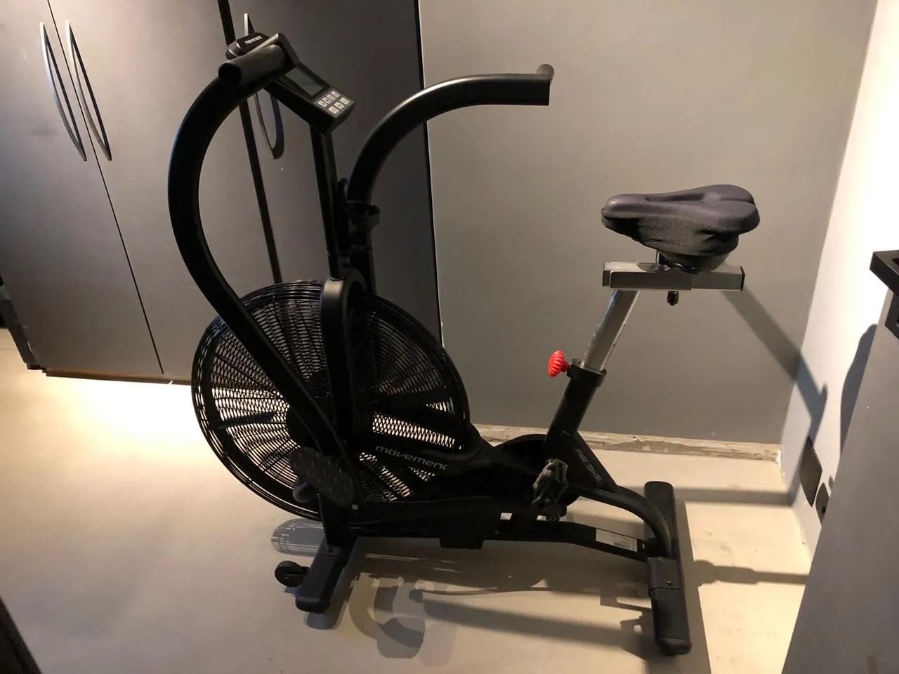 Air Bike Movement