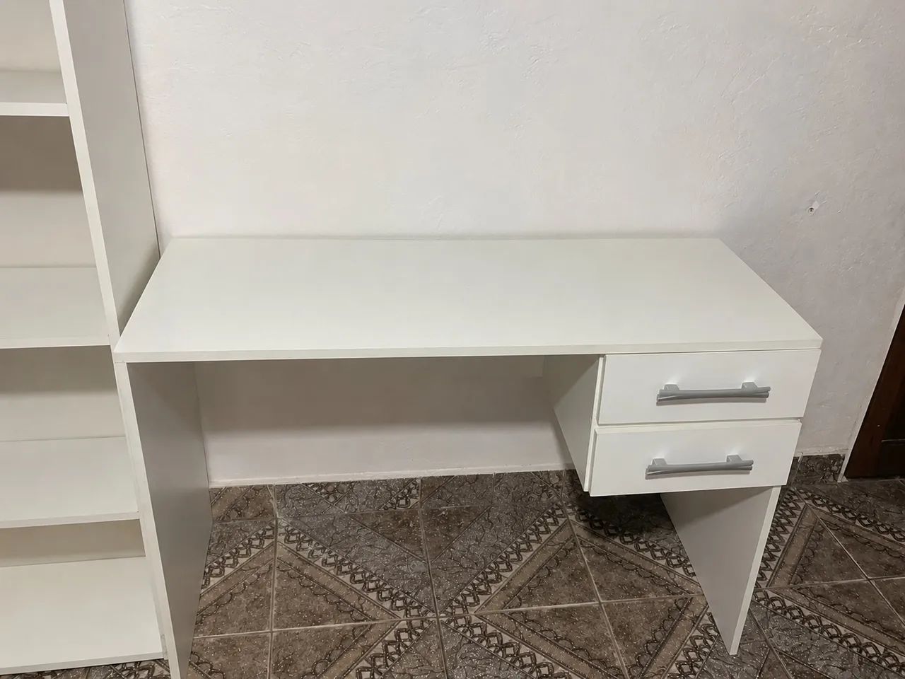Mesinha branca