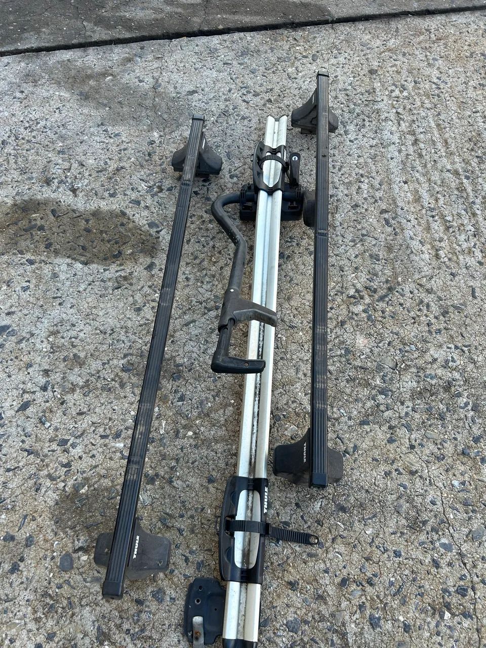 Rack e suporte de bicicleta original Thule - Foto 4