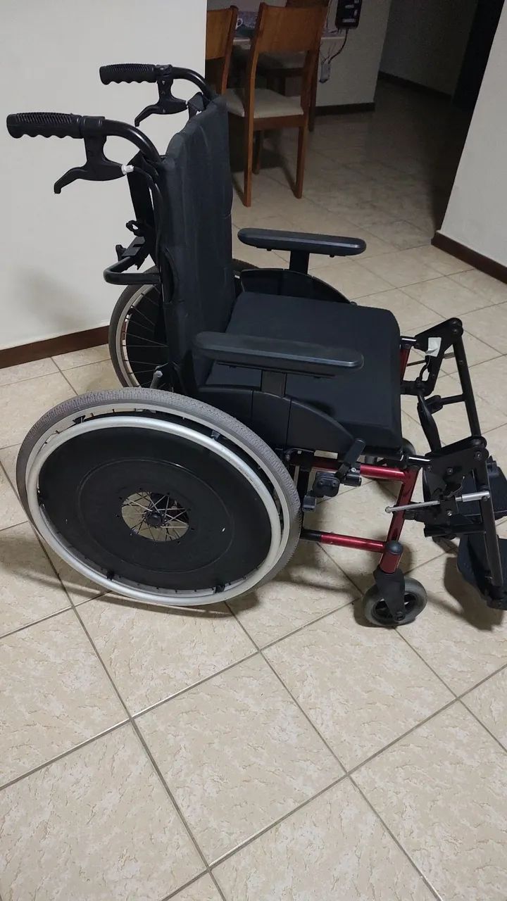 VENDO CADEIRA ORTOMOBIL - Foto 4