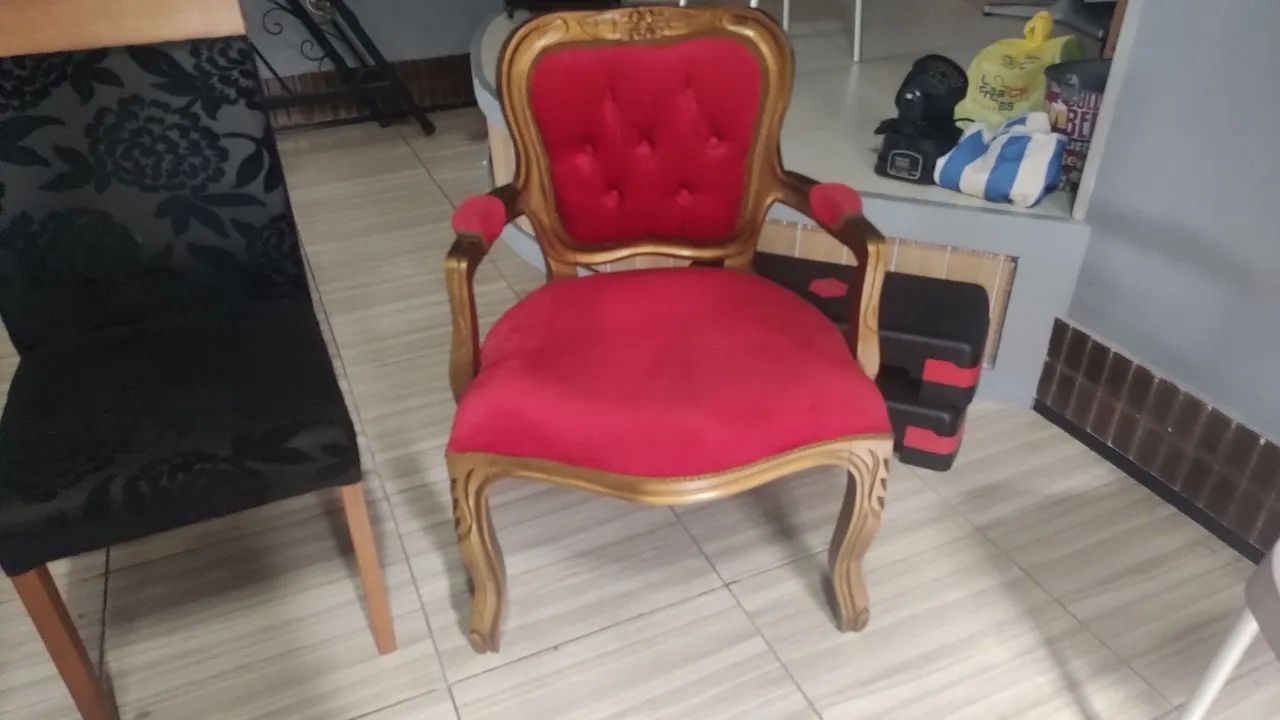 CADEIRAS DECORATIVAS E POLTRONAS. - Foto 3