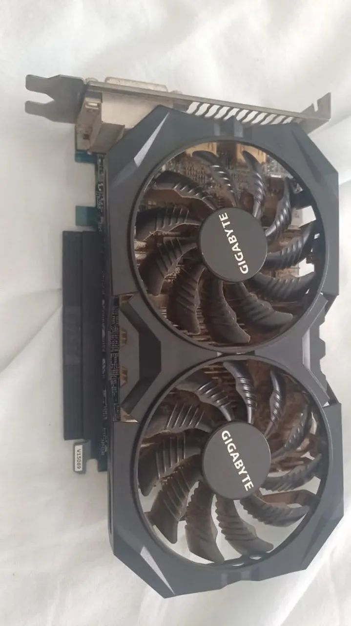 Placa de video GTX 750Ti