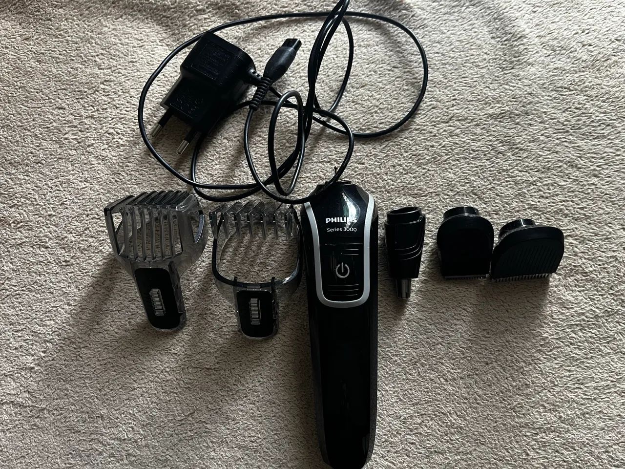 Aparador de pelos Philips séries 3000