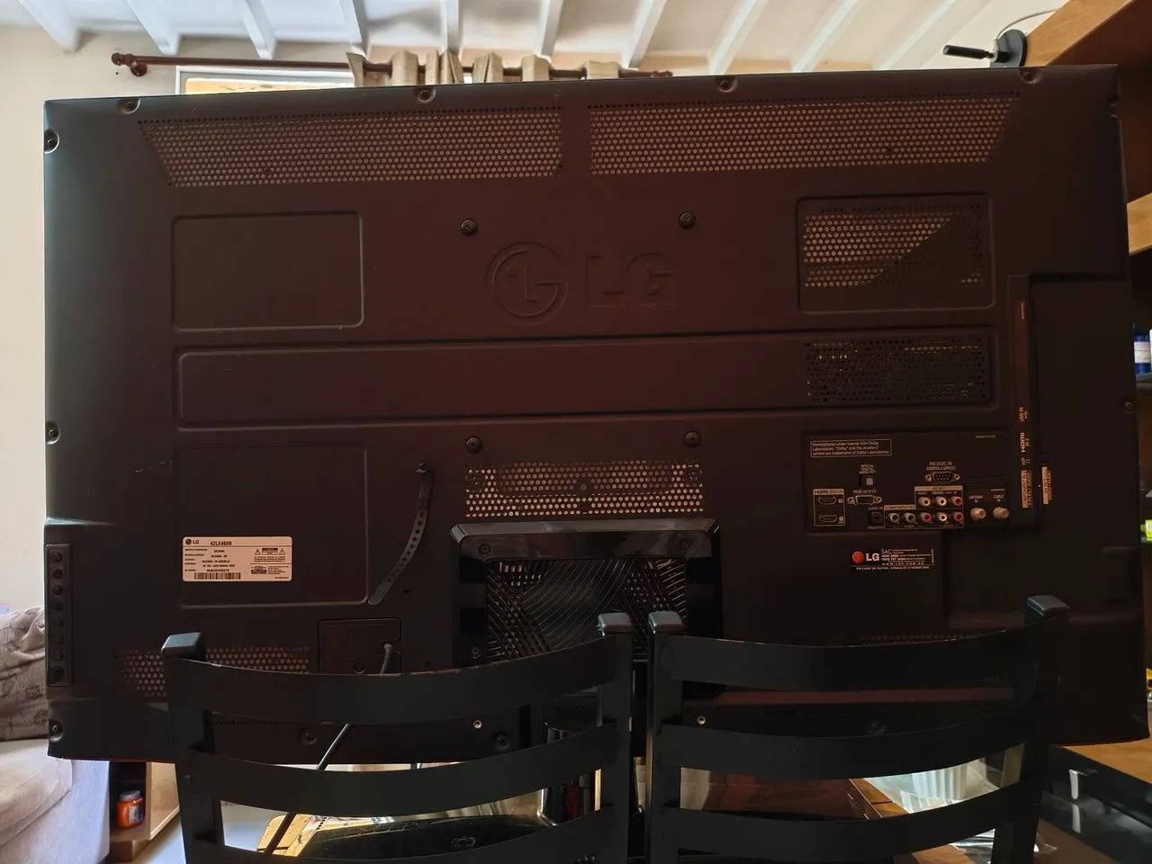 Vende-se televisão LG com a placa principal queimada  - Foto 3