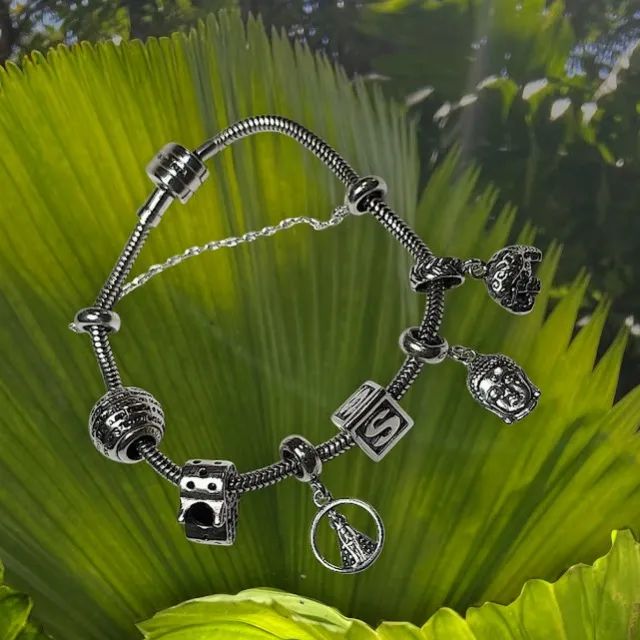 Pulseira Berloqueira com 06 Berloques - Foto 2