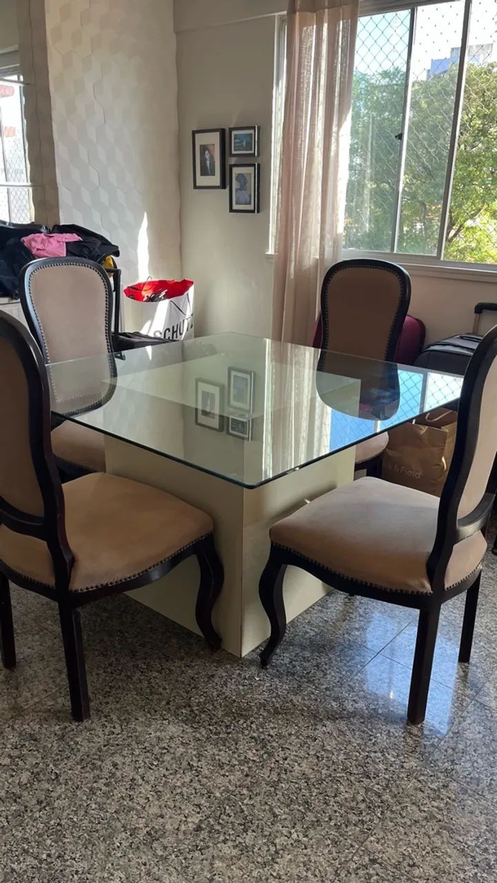 Mesa de vidro com 4 cadeiras  - Foto 3