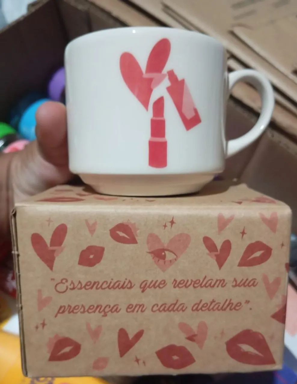 Caixa com produtos - Foto 2